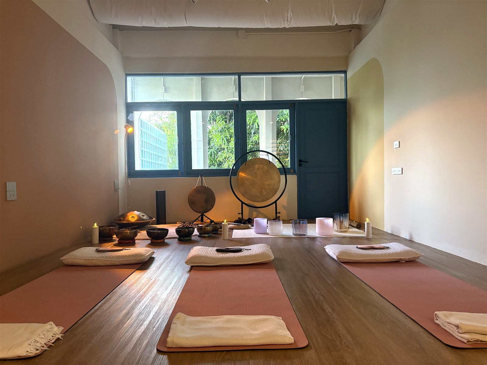Gong, sound bowls and the Soulwaves studio